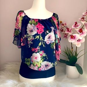 Pretty Floral print top